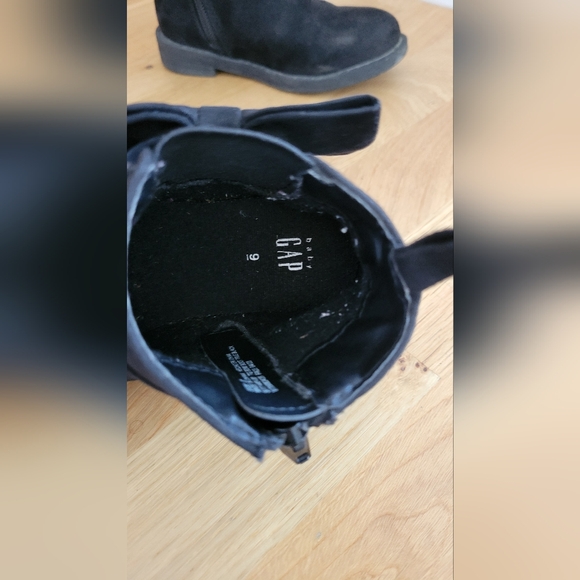 Gap Girls boots - Picture 2 of 2